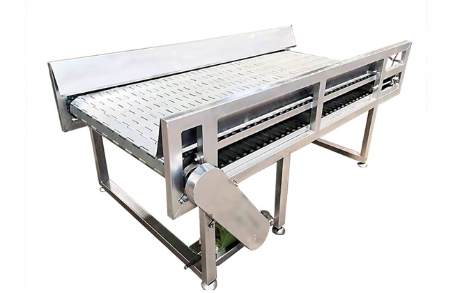 金屬板為承載件，強度大